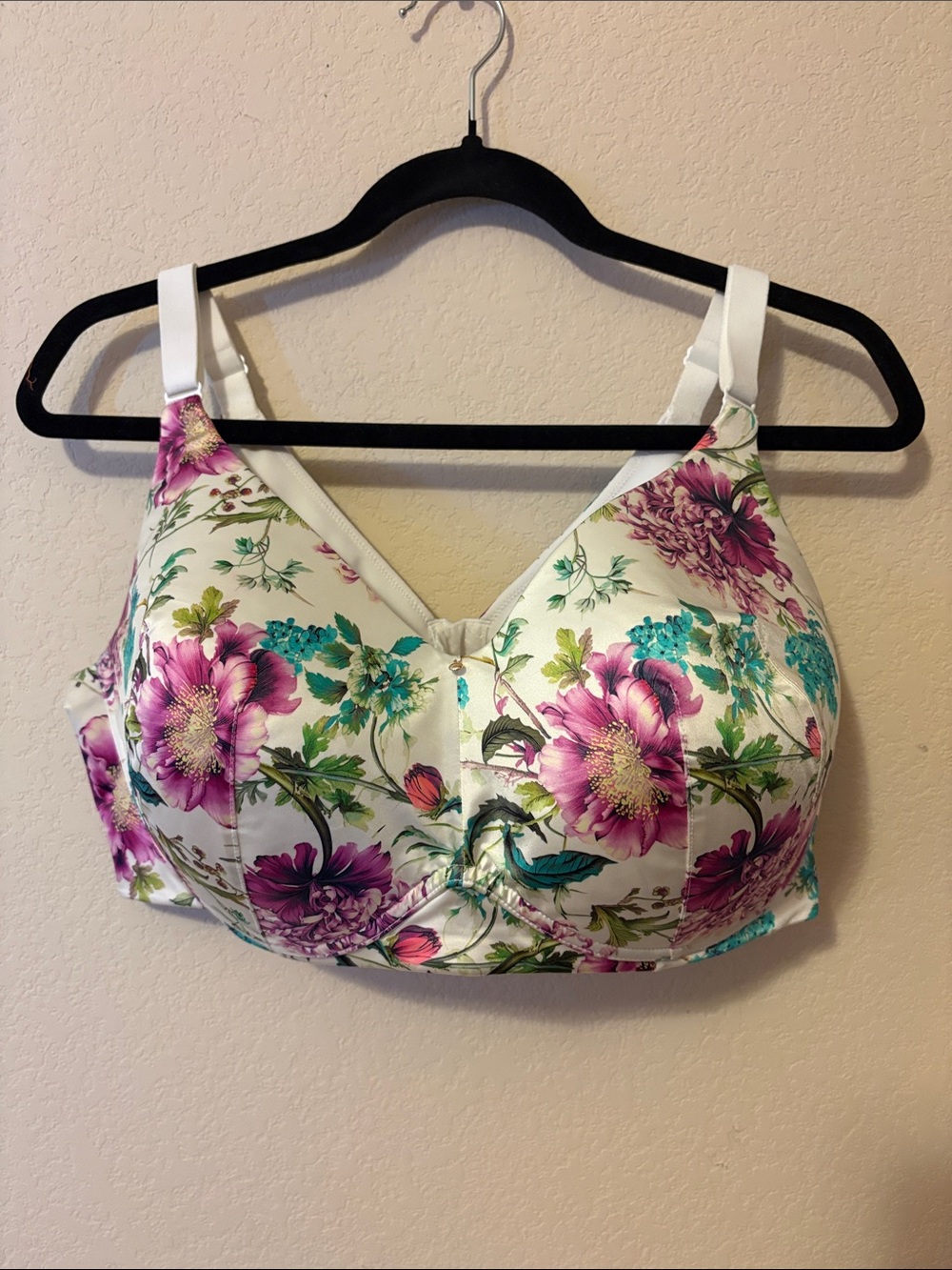 Cacique Invisible Backsmoother Lightly Lined No-Wire Bra Floral - 42DD